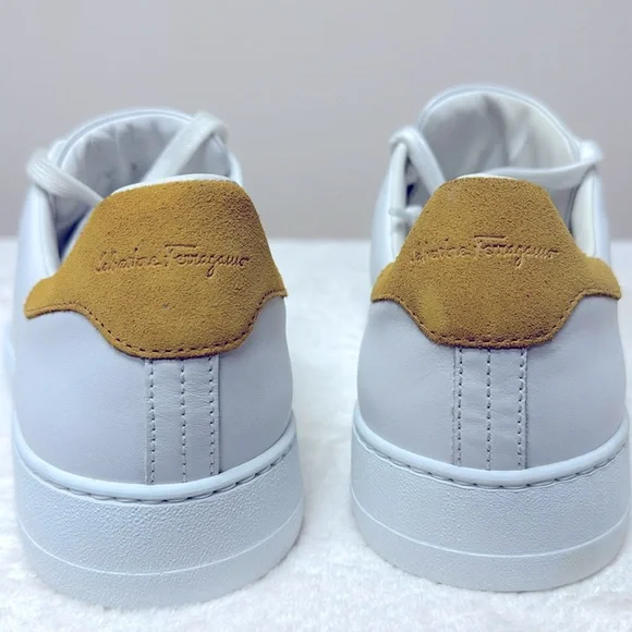 Ferragamo - Pierre Leather Low Top Men Sneakers - Picture 3 of 12